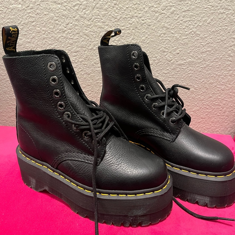 Brand new platform Doc Martins
